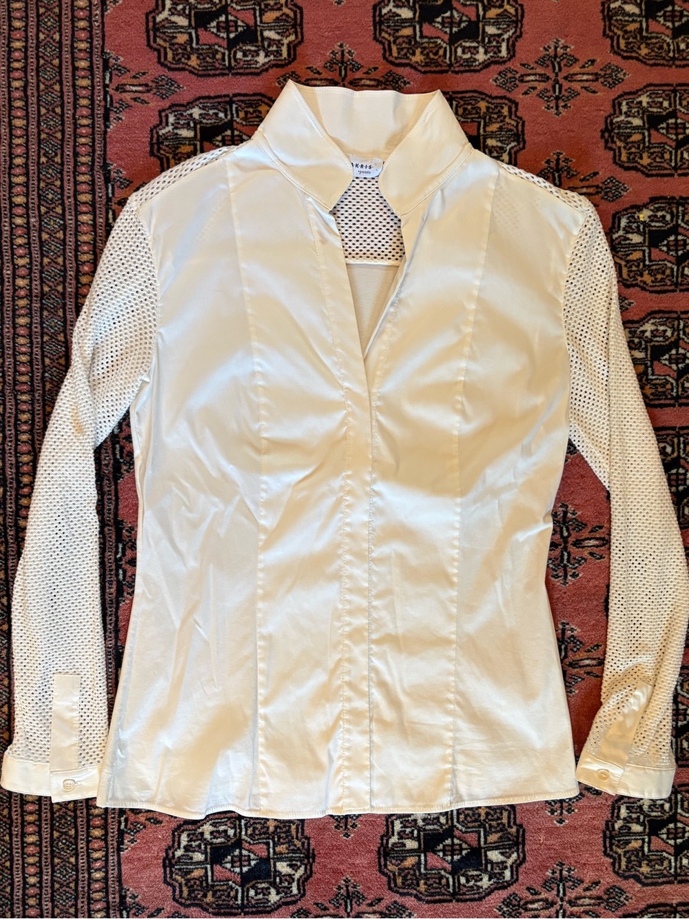 Akris Punto White Mech Button Up